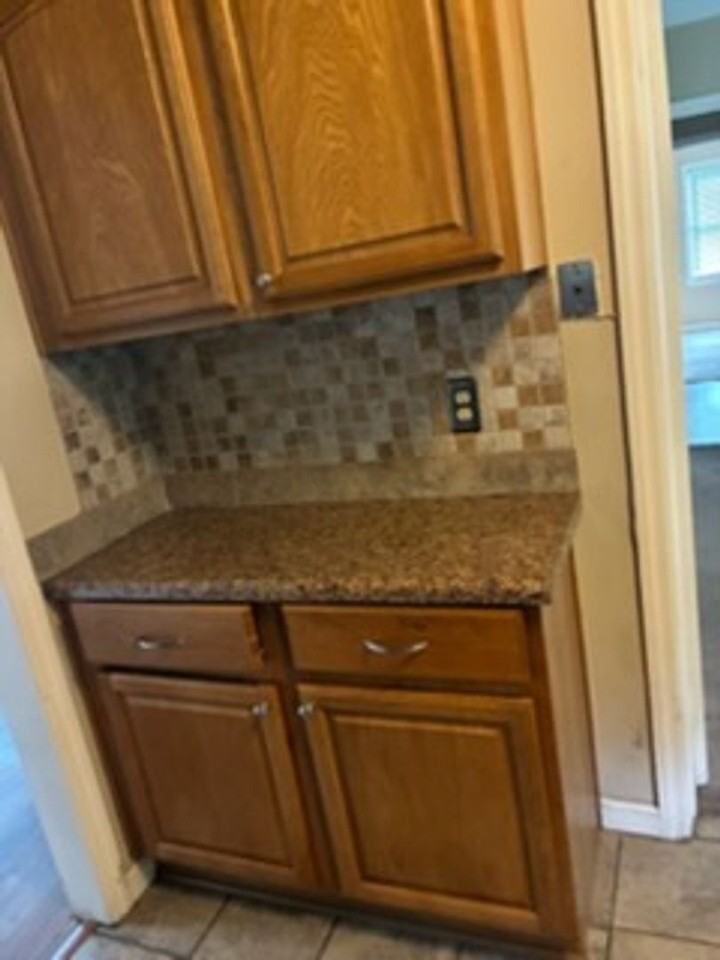 3802 Woodland Dr - Photo 7 of 13