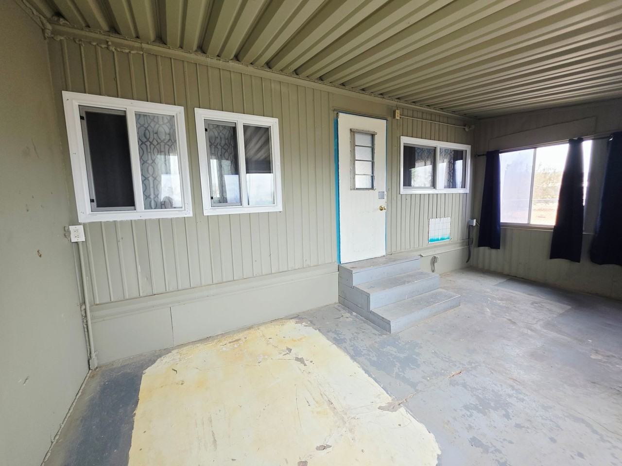 1779 Artesia Dr - Photo 3 of 25