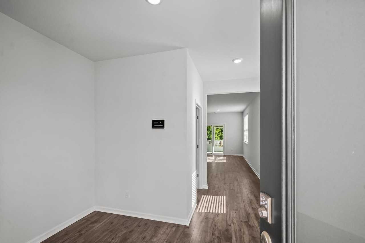 72 Knotty Ct - Photo 5 of 50