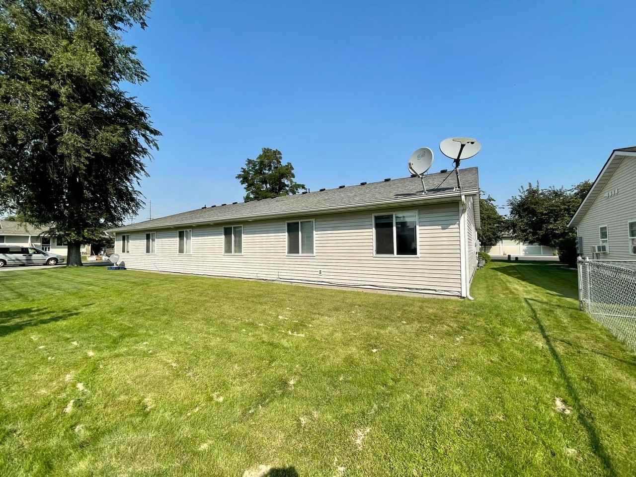 1606 E Best Ave - Photo 3 of 33
