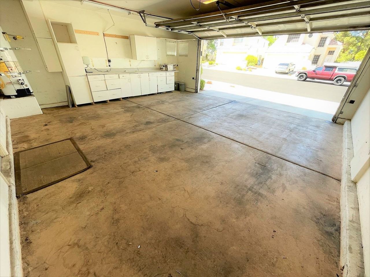 8013 Coral Point Ave - Photo 6 of 50
