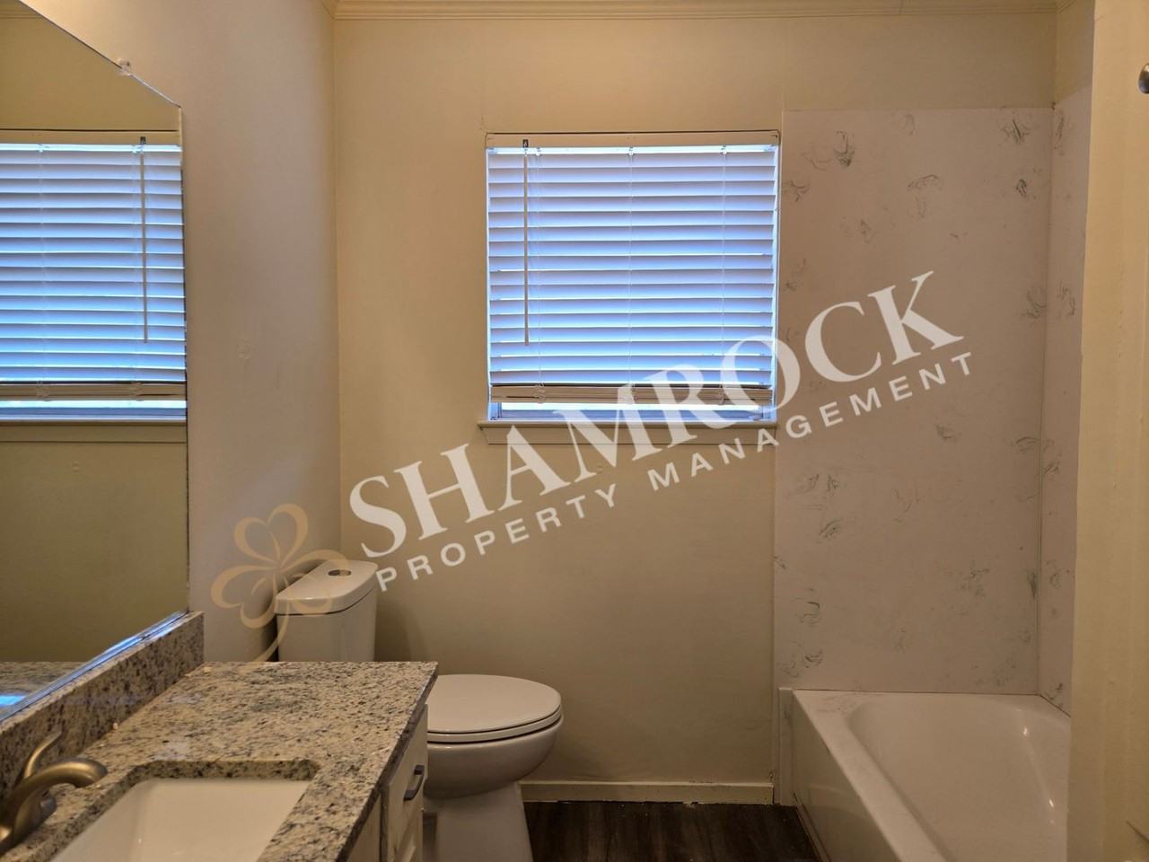 7204 Sanger Ave Apt A - Photo 5 of 9