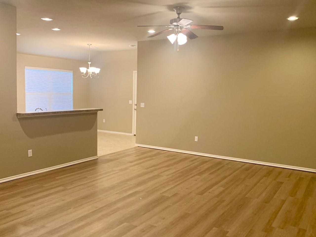2712 Demotte Dr - Photo 3 of 17