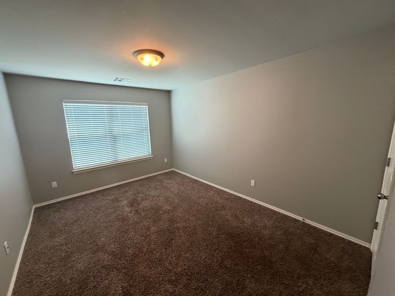 3401 Se 95th St - Photo 7 of 14