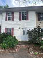 featured image of 122 Westwood Cir Apt B #Apt B