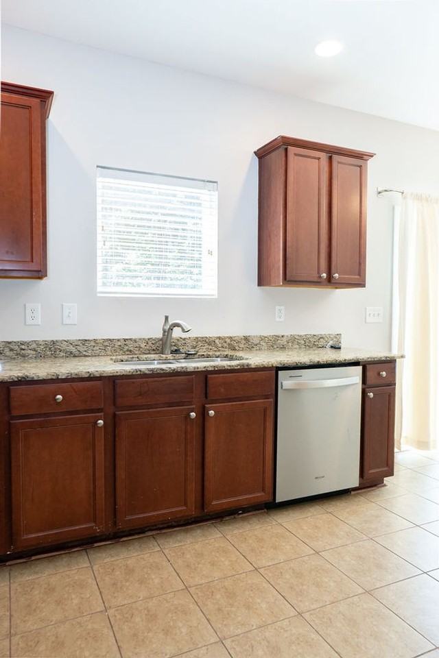 17 Enoree Way - Photo 7 of 50