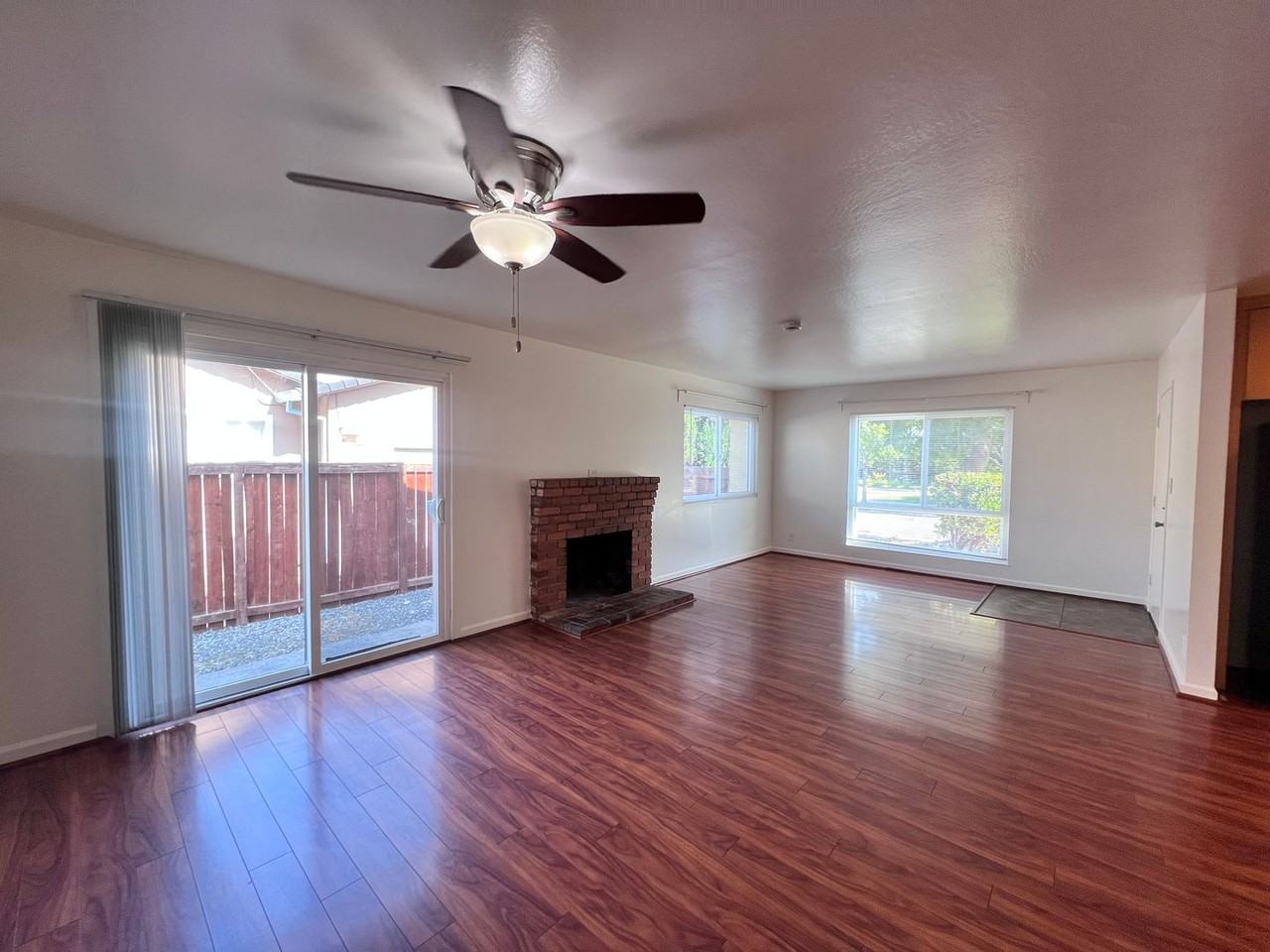 40251 Laiolo Rd - Photo 4 of 33