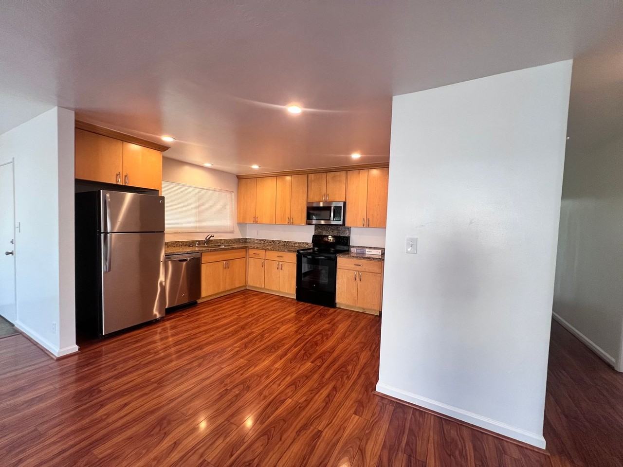 40251 Laiolo Rd - Photo 5 of 33