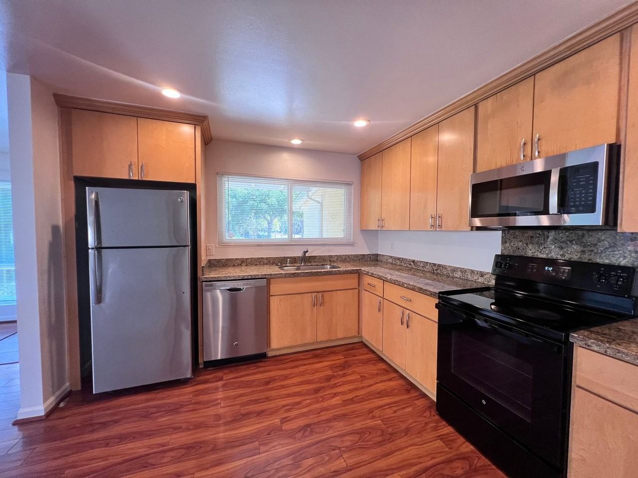 40251 Laiolo Rd - Photo 7 of 33