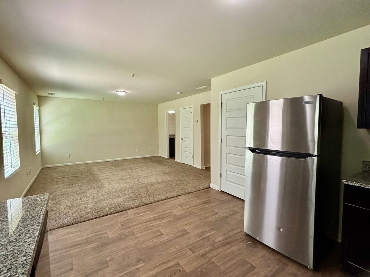 629 Carlton Pointe Dr - Photo 4 of 21