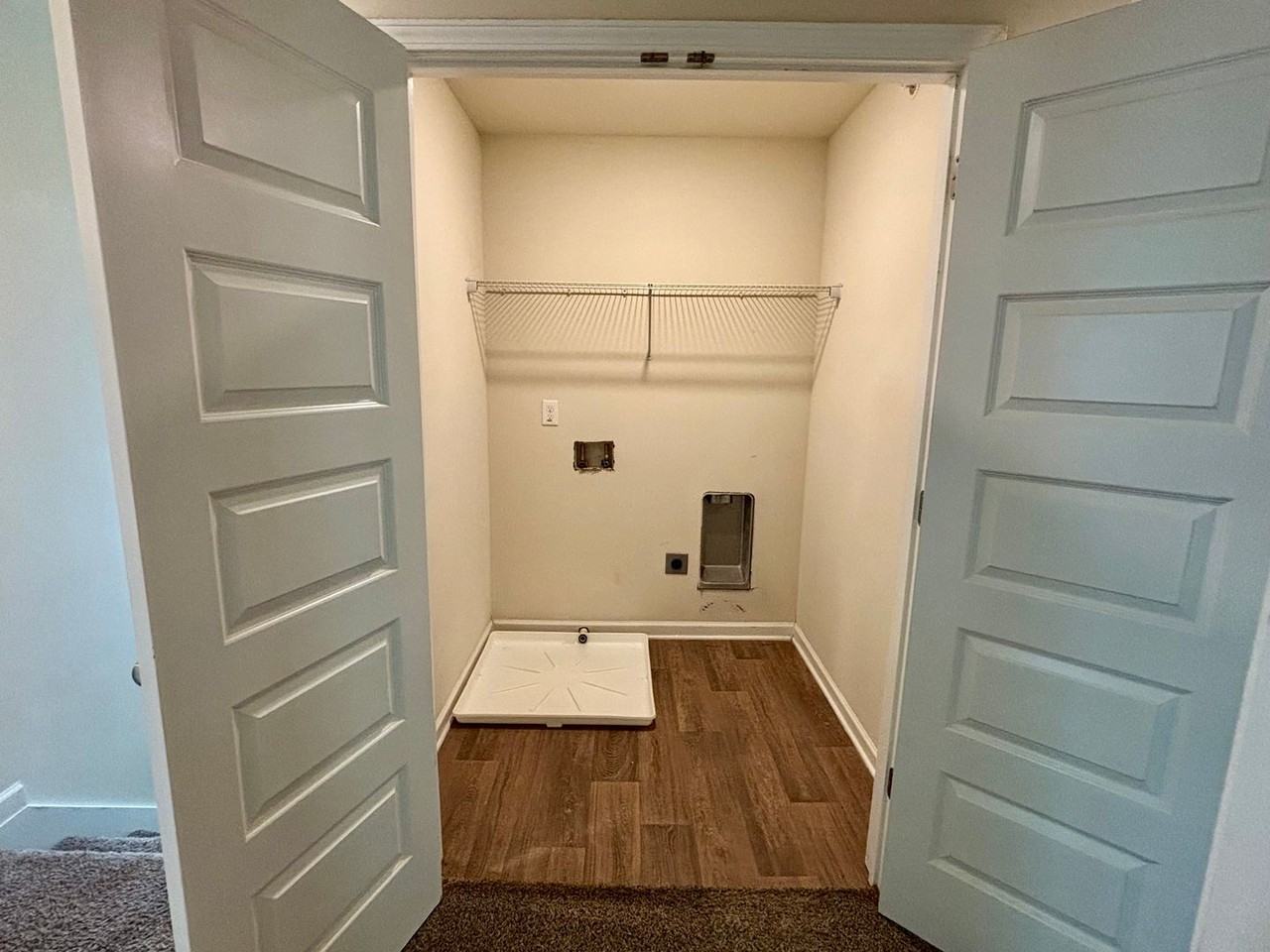 629 Carlton Pointe Dr - Photo 6 of 21
