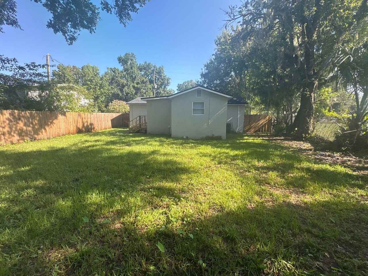5436 Cliff St - Photo 5 of 9