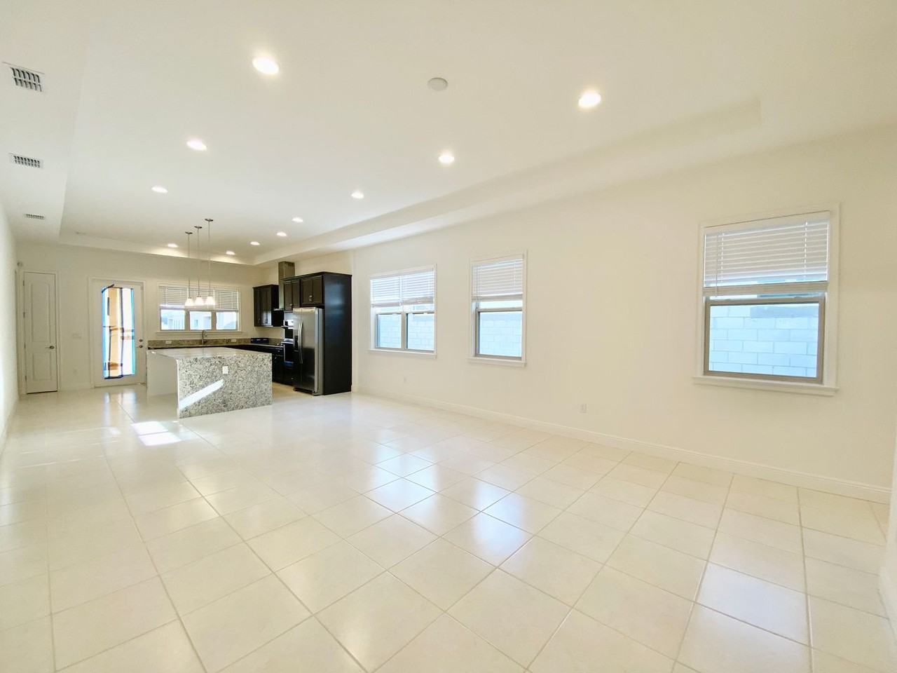 13194 Bromborough Dr - Photo 5 of 28