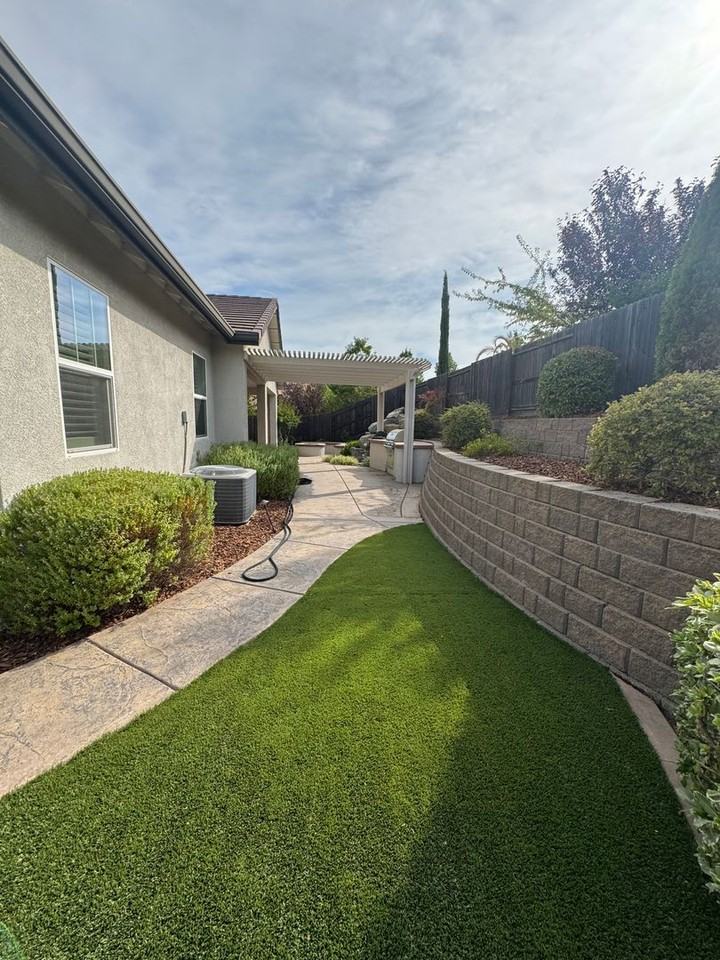 800 Valencia Ct - Photo 7 of 34