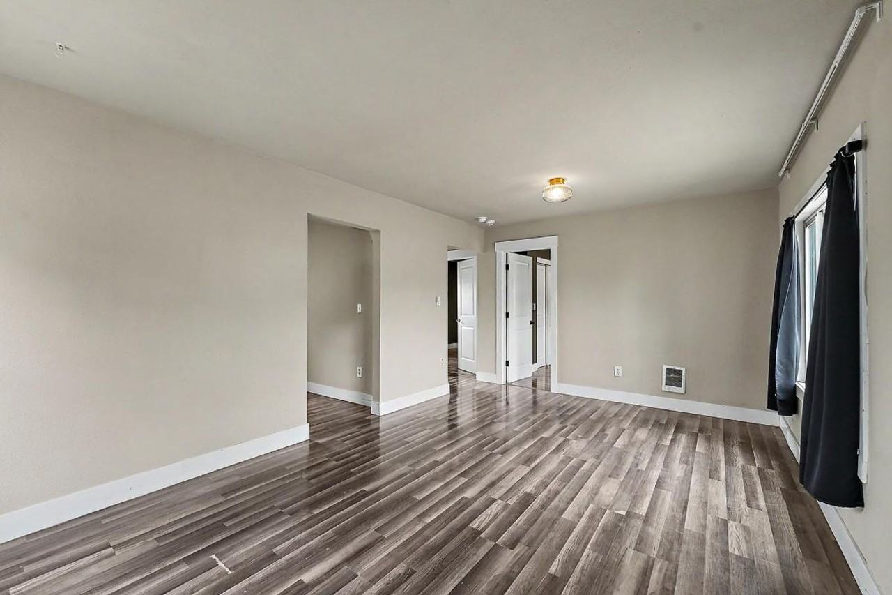14917 W Thorne Ln Sw - Photo 4 of 23