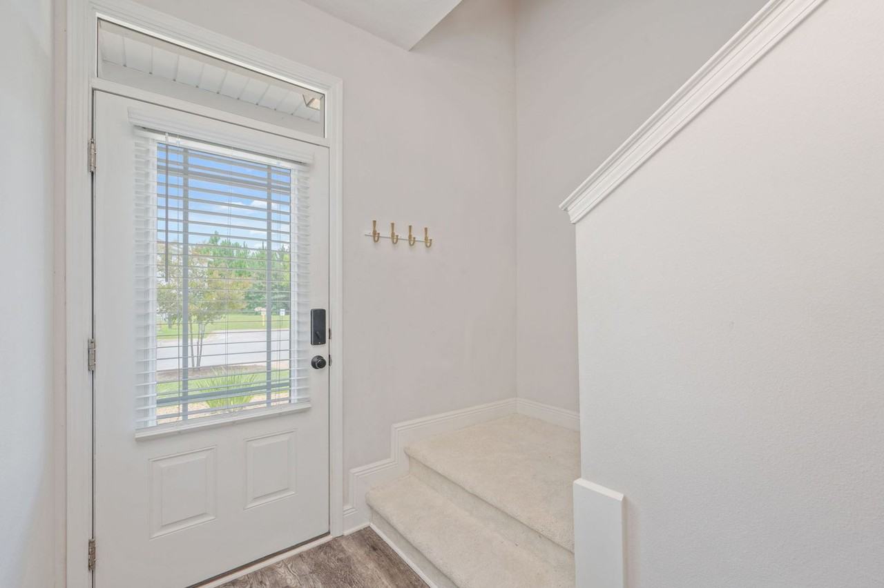 146 Crossing Ln - Photo 6 of 33