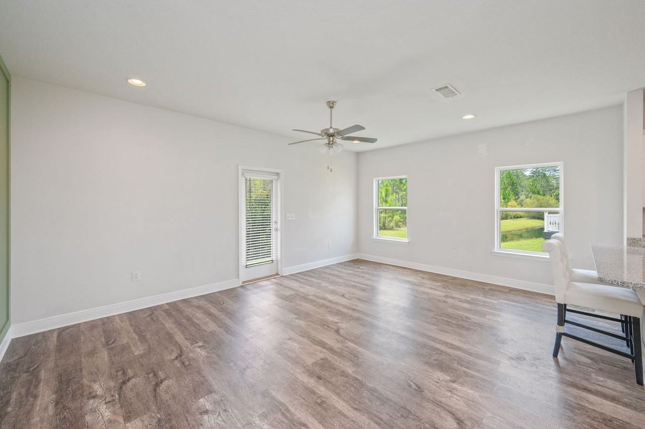 146 Crossing Ln - Photo 7 of 33