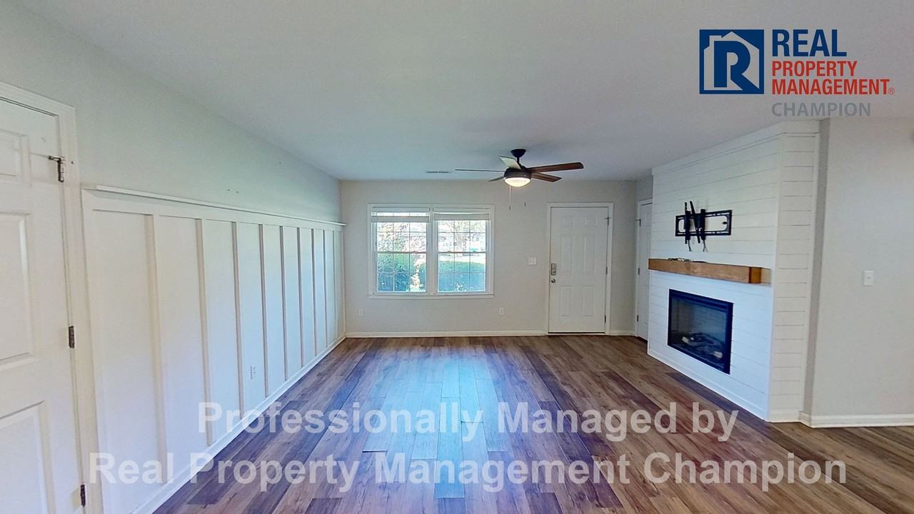 209 Caladan Rd - Photo 3 of 24