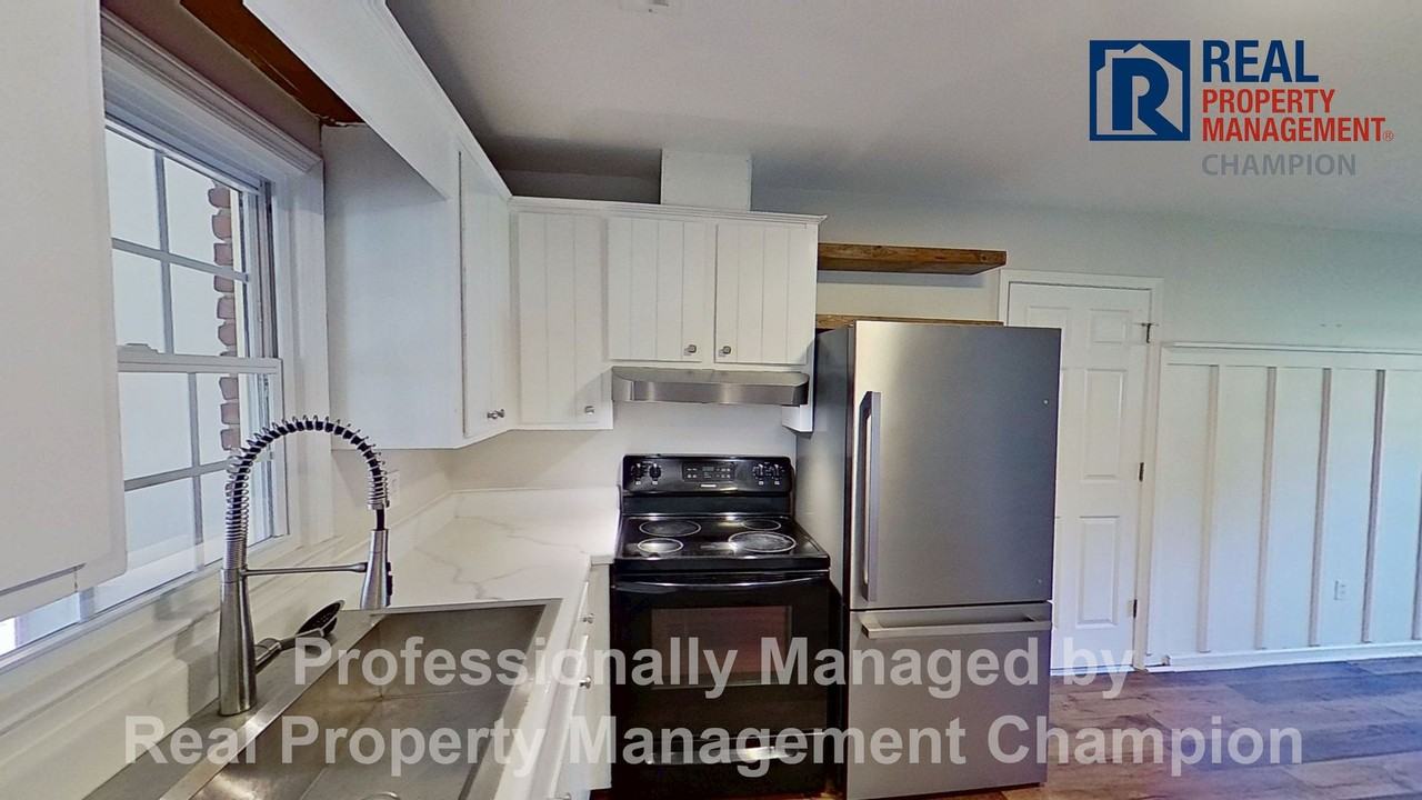 209 Caladan Rd - Photo 5 of 24