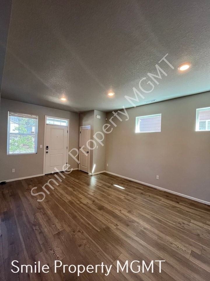 14611 Sw 78th Ave - Photo 3 of 30