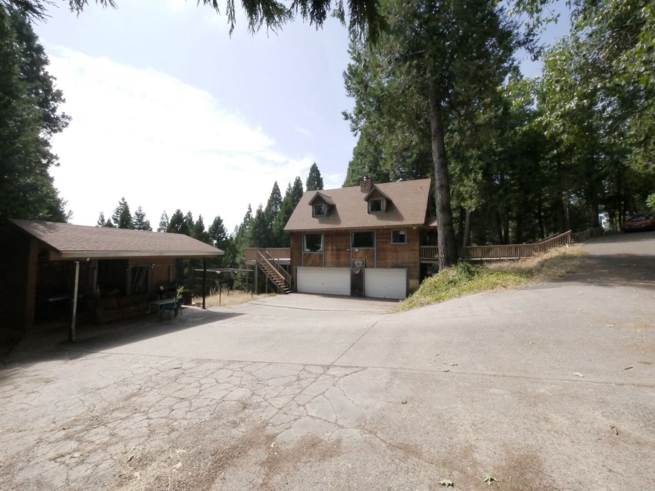 27928 Holiday Ln - Photo 2 of 16