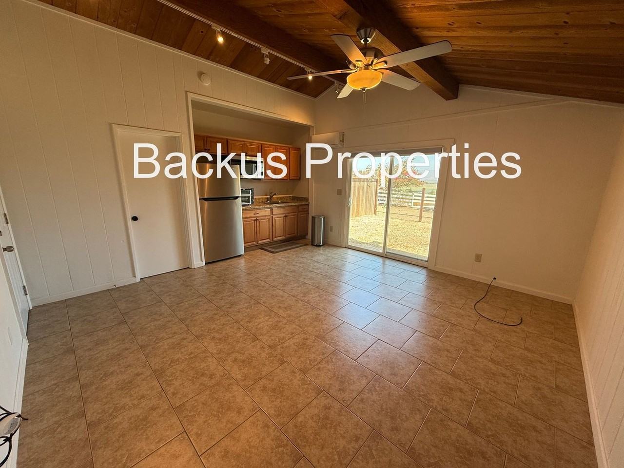 844 River Rd #A - Photo 4 of 12
