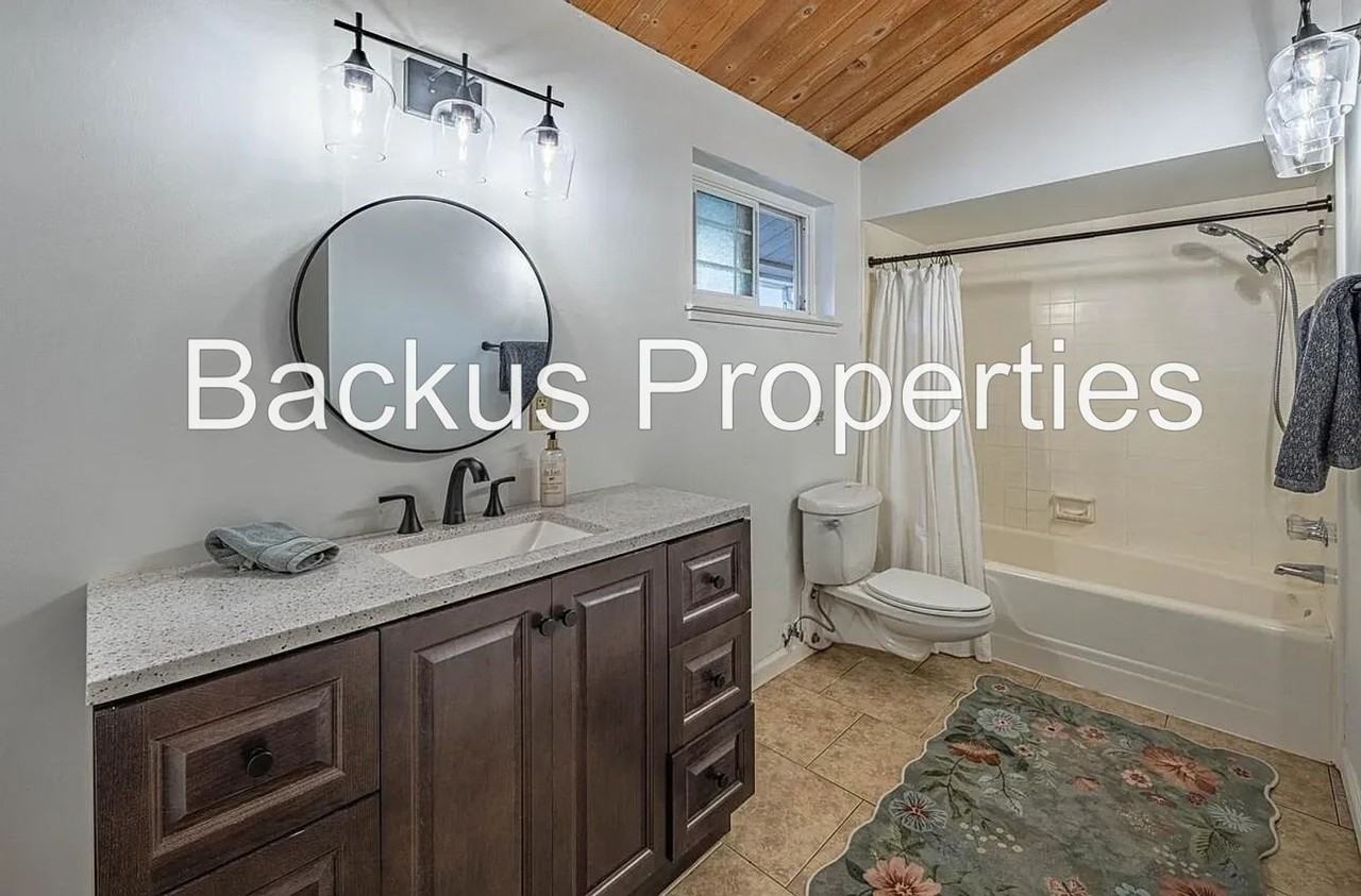 844 River Rd #A - Photo 6 of 12