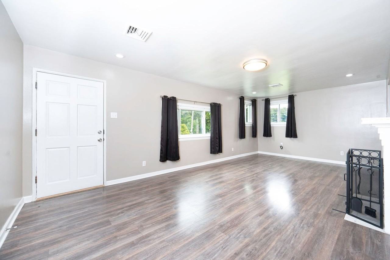 2506 Inman Ave - Photo 5 of 22
