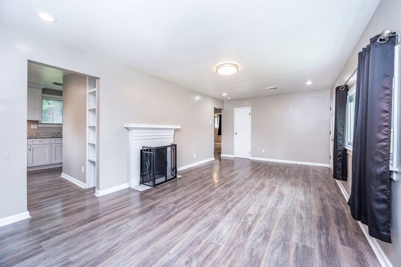 2506 Inman Ave - Photo 6 of 22