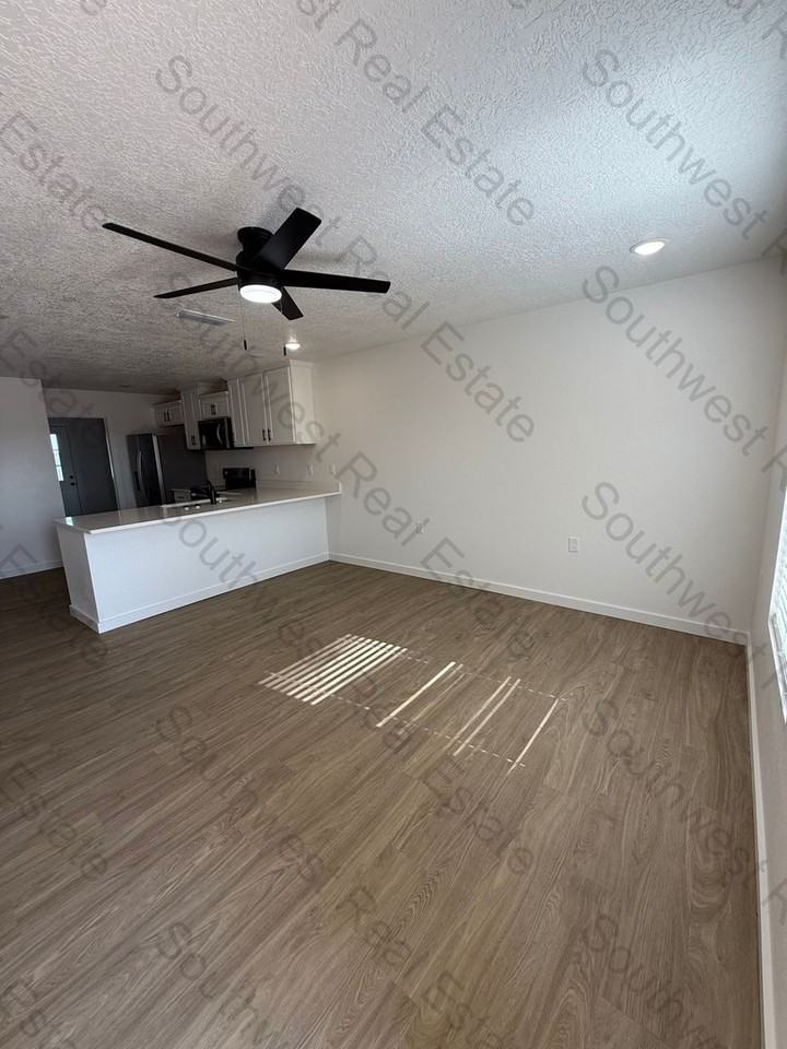 3509 Ethan Ave - Photo 3 of 8