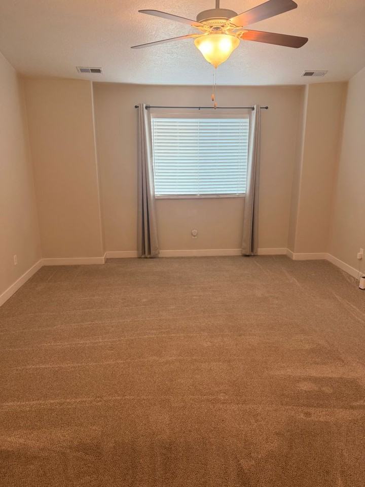 371 S 790 W - Photo 5 of 15