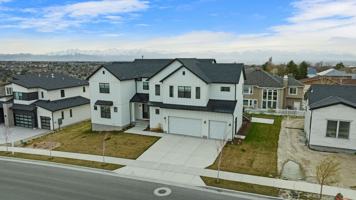 featured image of 7862 S Danish Pine Ln