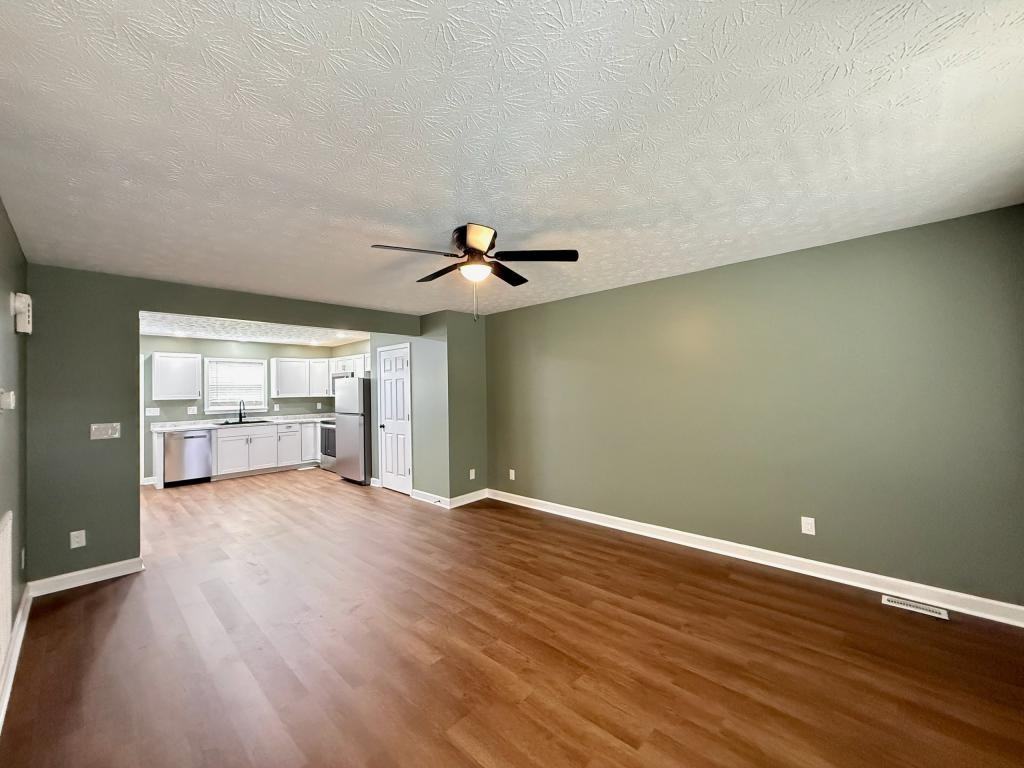 3875 Erwin Hwy - Photo 2 of 14