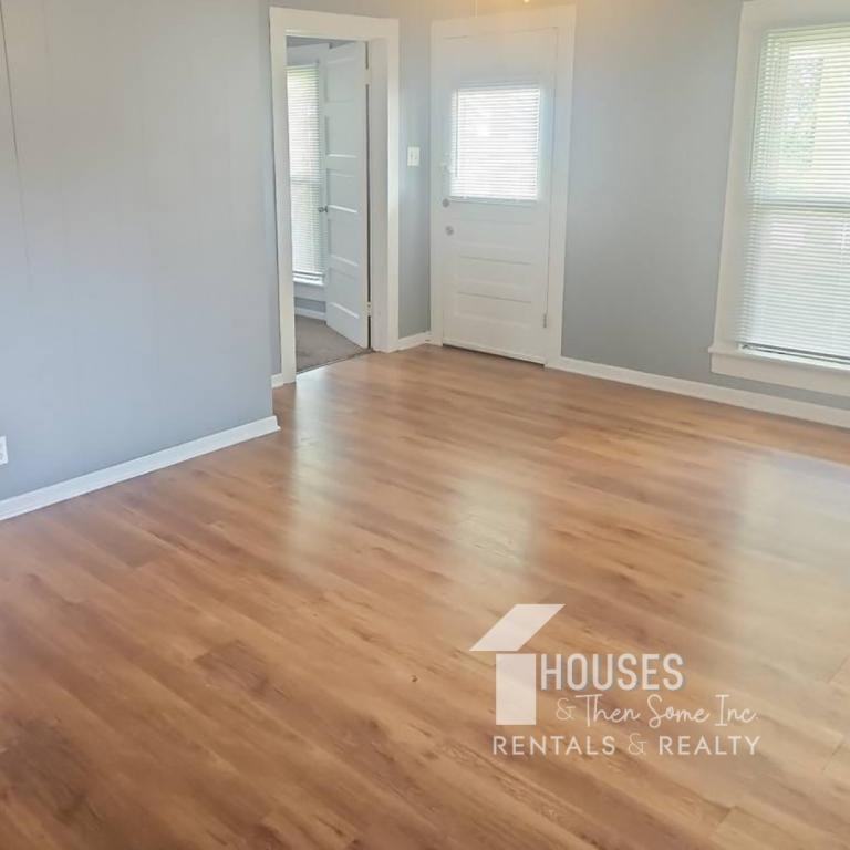3 Bradley St - Photo 2 of 17
