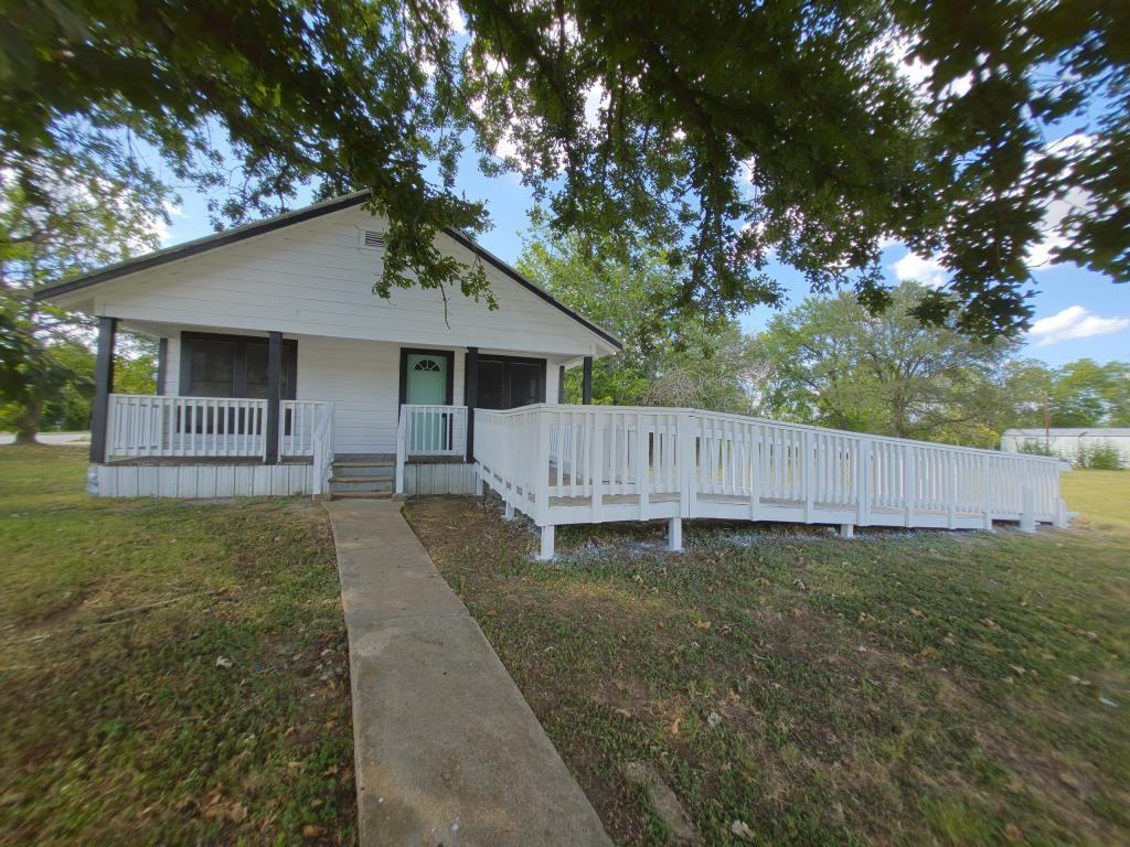 101 E Osr - Photo 2 of 25
