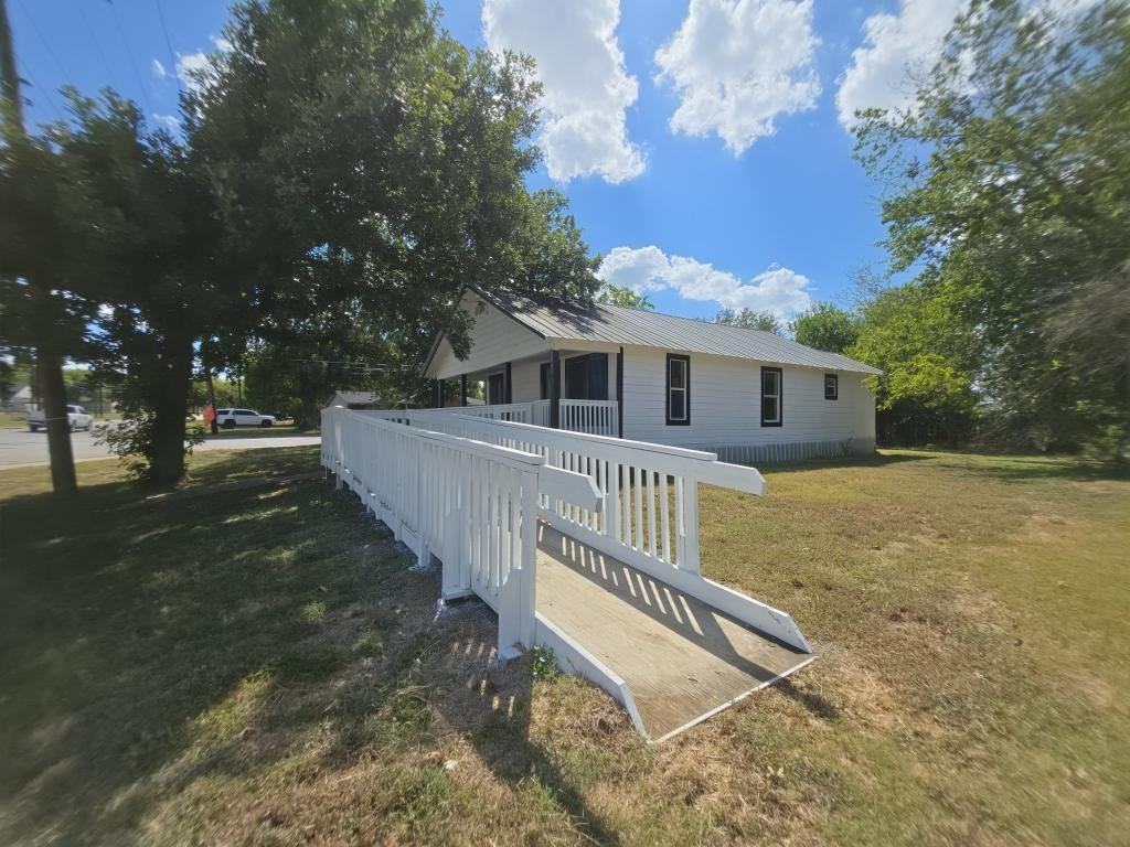 101 E Osr - Photo 3 of 25