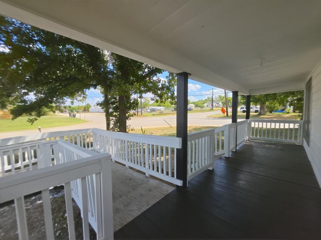 101 E Osr - Photo 4 of 25
