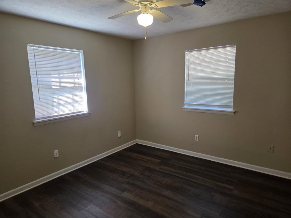 897 Six Oaks Cir - Photo 2 of 11