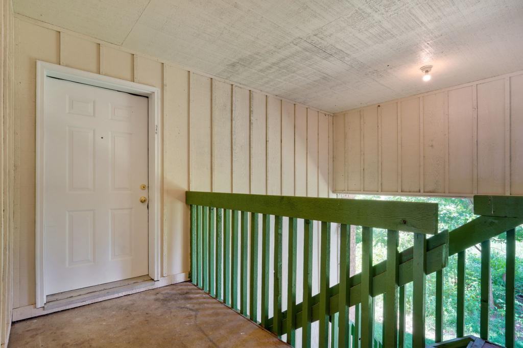 154 Fairway Ave - Photo 4 of 28