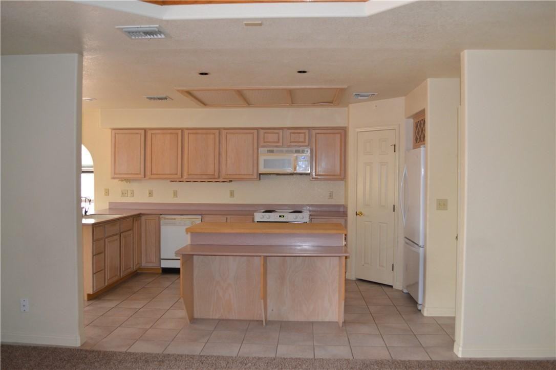 5967 S Mountain View Rd - Photo 4 of 11