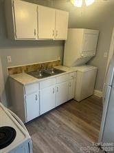 825 N Jackson St #1 - Photo 5 of 9