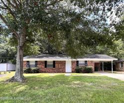 10 Pembrook Cir - Photo 1 of 1