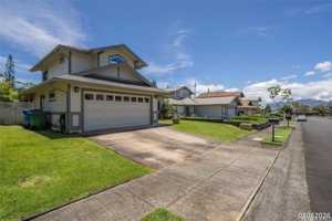 featured image of 95-1017 Luaehu St