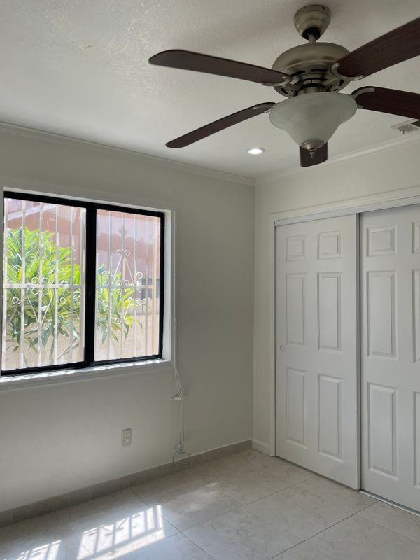 1636 Buckeye St - Photo 6 of 28