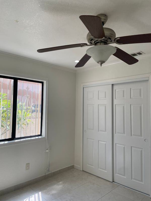 1636 Buckeye St - Photo 7 of 28