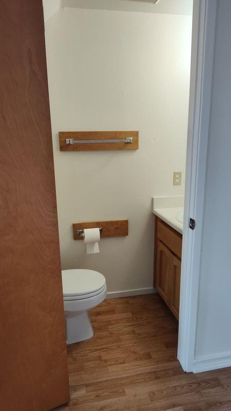 1216 Baden Ave - Photo 5 of 34