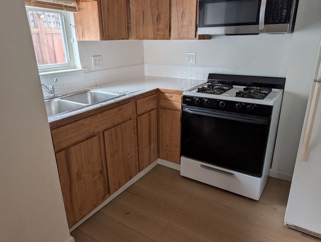 1130 Vermont Way ##1b - Photo 2 of 8
