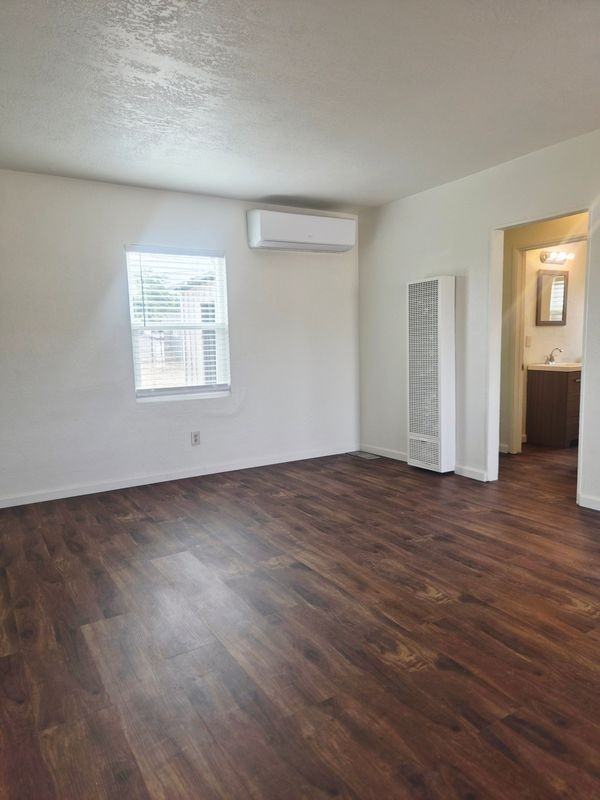 9943 Catawba Ave - Photo 5 of 12