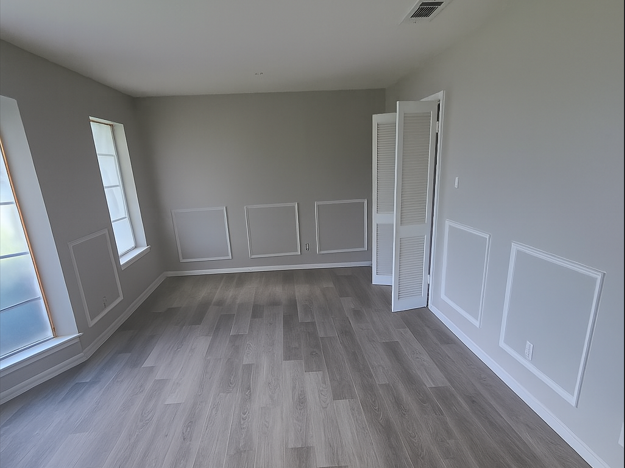 1306 Holt Ave - Photo 2 of 5