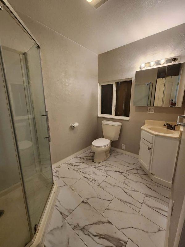 12896 Rices Crossing Rd - Photo 4 of 7